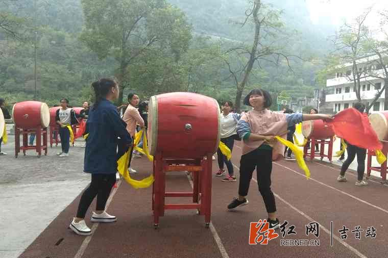 QQ图片20161013184222.jpg