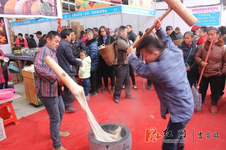 湘西特色--手打糍粑_副本.jpg