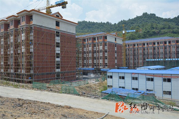 高级中学.jpg